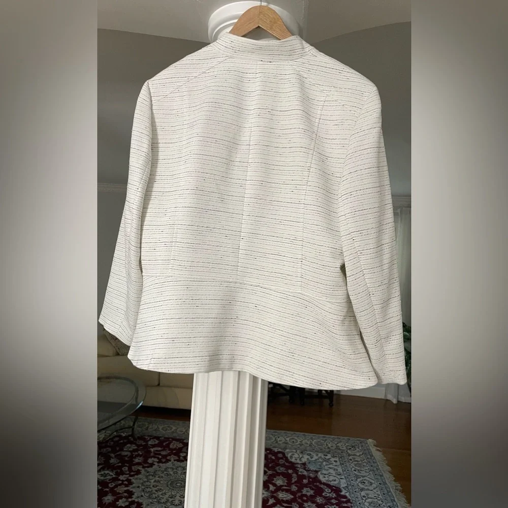Jones Studio women’s size 1X white black striped textured suit blazer - Picture 2 of 7